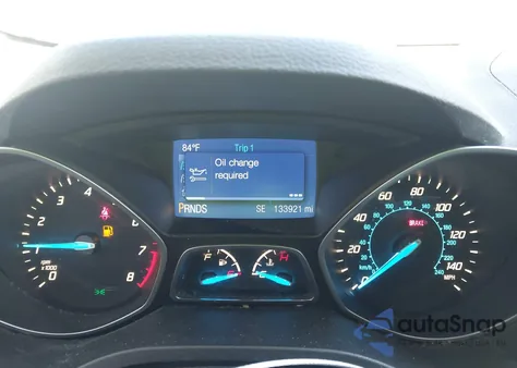 2014 Ford Escape Se z USA, uszkodzony, nr VIN 1FMCU9G93EUD15431